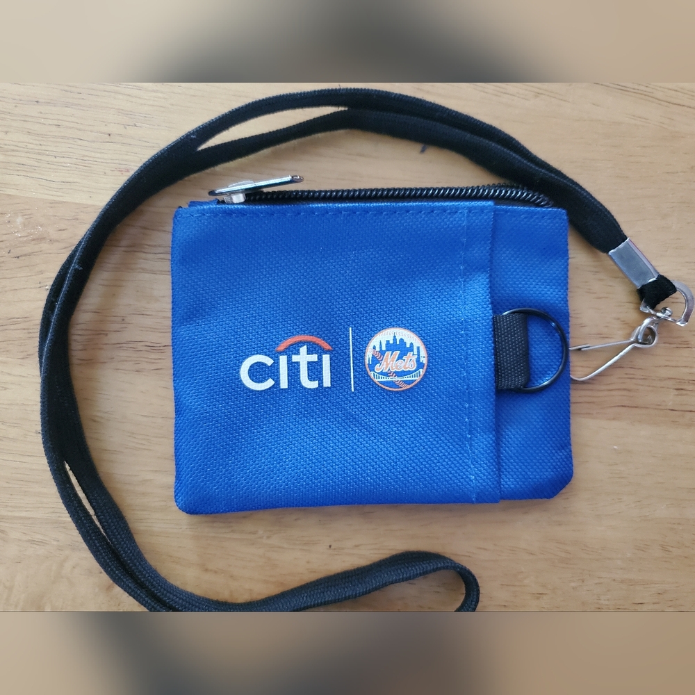 NY Mets Card  Holder  and Key Ring With Lanyard